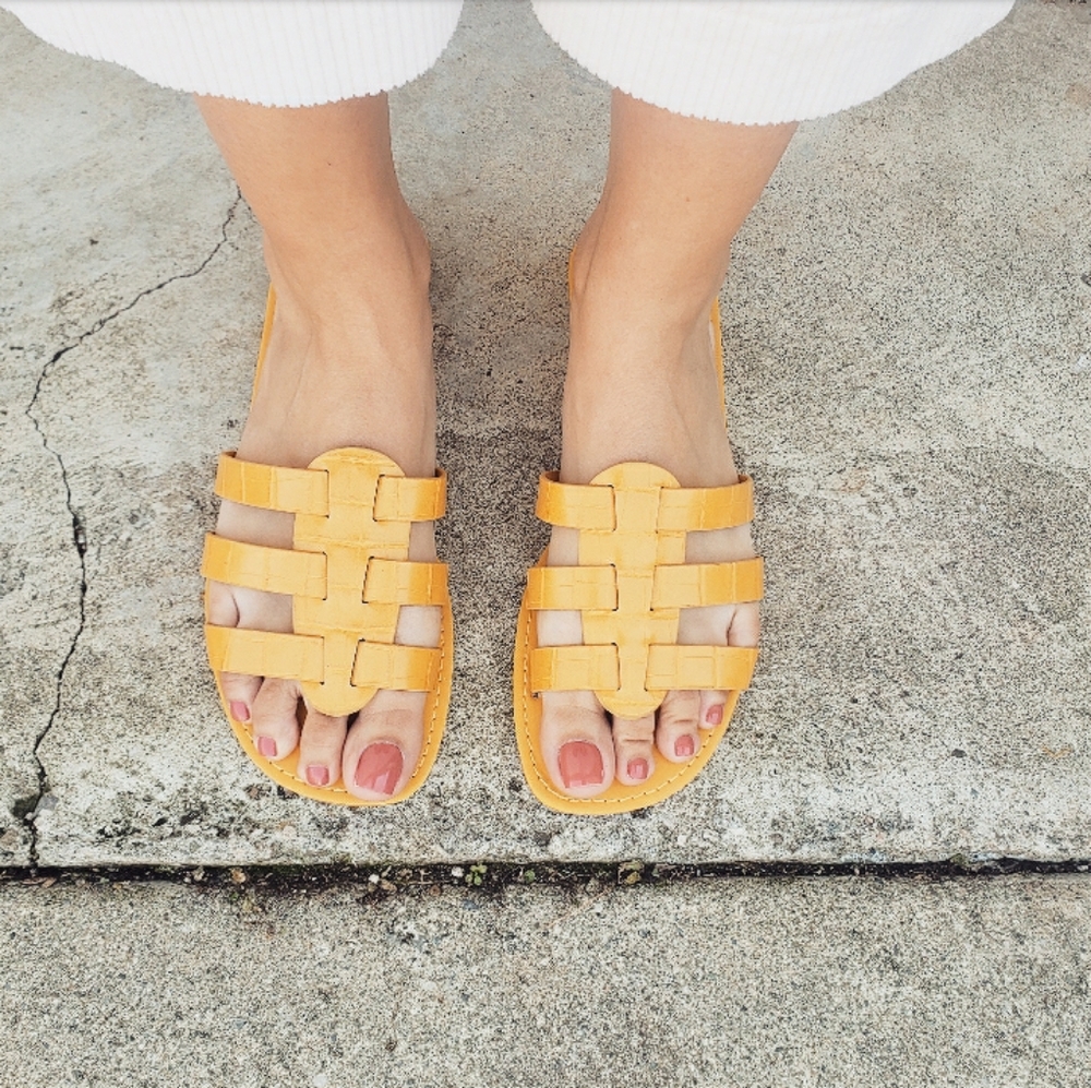 ποΈMy summer Faves// Yellow croco Sandal - Picture 6 of 8